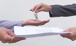 Как проверить документы на квартиру при аренде
