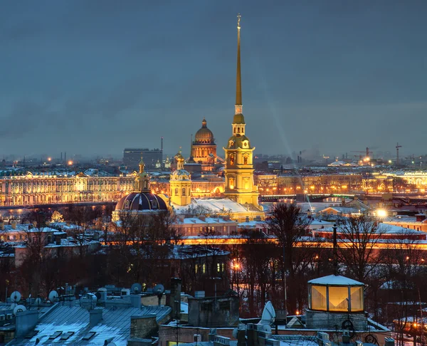 Россия, Санкт Петербург, Петропавловская крепость, ночью, вид сверху — стоковое фото
